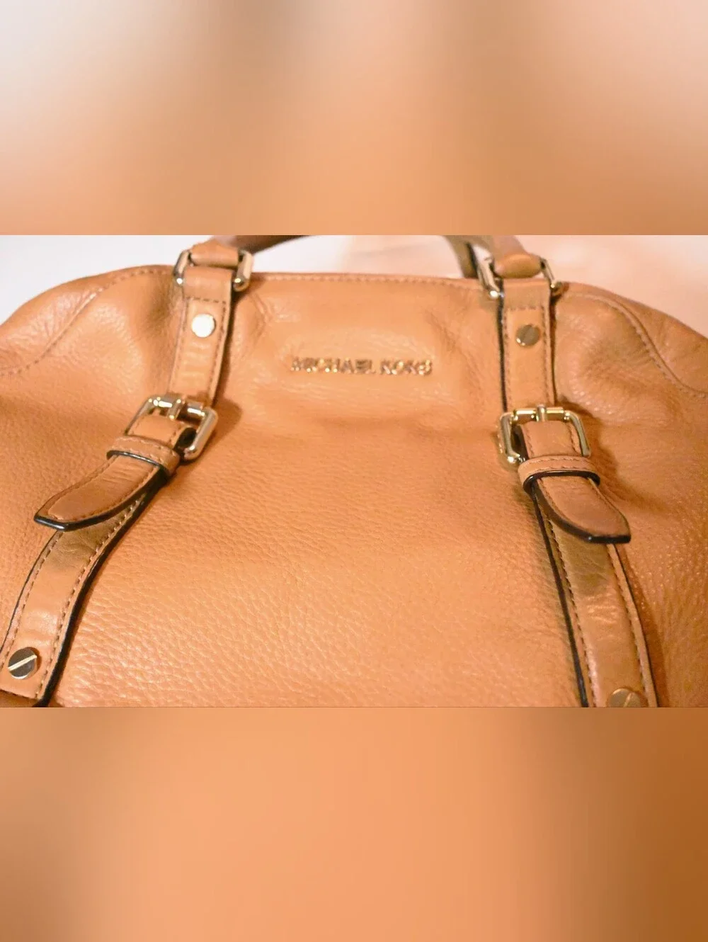 Micheal Kors Bedford Satchel Tan Pebbled Leather Top Handle Bag / Purse.